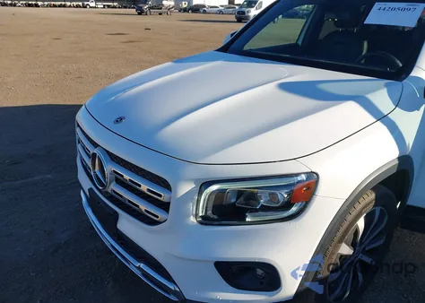 2020 Mercedes-Benz Glb 250 z USA, uszkodzony, nr VIN W1N4M4GB2LW013220